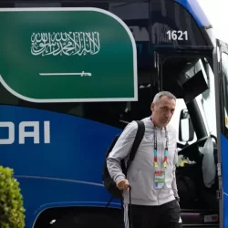 وزير الرياضة يوجه رسالة للاعبي الأخضر قبل مواجهة إسبانيا