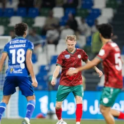 الخلود يهزم التعاون بثلاثية ويحقق انتصاره الأول في دوري روشن