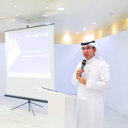 خادم الحرمين الشريفين يرأس جلسة مجلس الوزراء في جدة