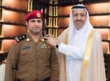 الأمير حسام بن سعود يقلد مدير أمن إمارة منطقة الباحة رتبته الجديدة