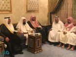 نائب أمير الرياض يعزي أسرة آل حزيم الدوسري