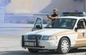 دوريات الإدارة العامة للمجاهدين بمنطقة جازان تقبض على مواطن لنقله مخالفين لنظام أمن الحدود