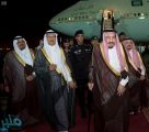 خادم الحرمين يصل الرياض قادمًا من المنطقة الشرقية