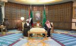 خادم الحرمين الشريفين يعقد جلسة مباحثات رسمية مع الرئيس السوداني
