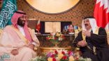ملك البحرين وولي العهد يدشنان خط أنابيب النفط الجديد