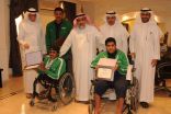 تعليم مكة يُكرم الطالب عبدالرحمن القرشي الحائز على ثلاث ميداليات في بطولة ألعاب القوى غرب آسيا
