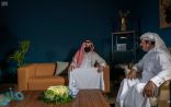 أمير الباحة يدشن مبادرة “خليك بالبيت .. وهديتك علينا”