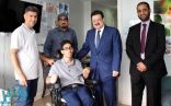 الأمير محمد بن نواف يعايد المرضى السعوديين بمستشفيات لندن