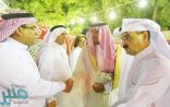 مستشار أمير مكة يقدم تعازيه لذوي الكاتب عبدالله خياط