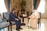 الأمير خالد الفيصل يستقبل السفير الأرجنتيني لدى المملكة