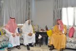 نائب أمير مكة يعزي ذوي الأديب عبدالفتاح أبو مدين -رحمه الله-