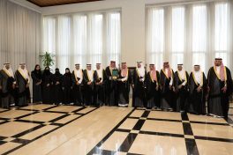 نائب أمير منطقة مكة المكرمة يستقبل وفداً من أعضاء مجلس الشورى