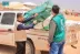 مركز الملك سلمان للإغاثة يوزع مساعدات إيوائية طارئة لمتضرري السيول في مديرية العبر بمحافظة حضرموت