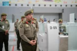 مدير عام الجوازات يقف على سير العمل في مجمع صالات الحج بمطار الملك عبدالعزيز الدولي بجدة