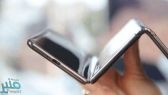بعد القابل للطي.. “الهاتف المتعرج” قريبا في الأسواق