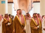 أمير منطقة المدينة المنورة يزور ميقات ذي الحليفة ويتفقد أعمال المرحلة الأولى من مشروع التطوير والتأهيل التي يشهدها المسجد