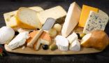 تناول الجبن والزبد والقشدة يحميك من أمراض القلب