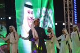 الأمير مشاري بن سعود يبدي إعجابه بعمل العسكري الفني