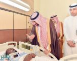 أمير نجران يزور جنديين من حرس الحدود أصيبا بالحد الجنوبي (صور)