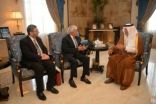 أمير مكة يناقش مع سفير البيرو لدى المملكة الموضوعات ذات الاهتمام المشترك