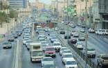 «النقل» تحدد المسافة الآمنة بين سيارتين على الطريق
