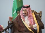 صور: الملك يستقبل نخبة من المبتعثين السعوديين بكوالالمبور