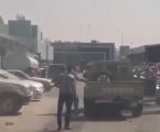 فيديو .. ضبط لص طعن مقيم وحاول سرقة سيارة من أحد المعارض في حي النسيم