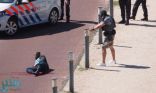 شاهد.. الشرطة الهولندية تطلق النار على رجل طعن 3 أشخاص في لاهاي