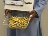 جمرك مطار الملك خالد الدولي يحبط تهريب 700 غرام “هيروين”