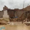 شاهد.. لحظة انهيار منازل قديمة جنوب الأفلاج بسبب الأمطار الغزيرة