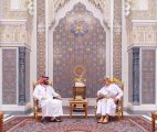 سمو ولي العهد يلتقي جلالة سلطان عمان في العاصمة العُمانية مسقط