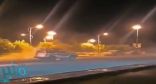 بالفيديو.. قائد مركبة يفحط بسيارته في جازان ويهرب رغم الطلقات التحذيرية
