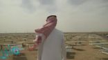 شاهد.. رحلة داخل حقل “الطاقة الشمسية” الذي سيجعل المملكة أكبر مصدر لها