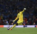 مقابل 50 مليون يورو.. مانشستر يونايتد يعلن ضم أونانا حتى عام 2028