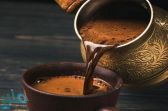 حافظ على صحتك.. ولا تضيف هذه المواد إلى القهوة