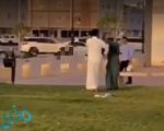 شرطة الرياض تقبض على الشاب الذي صفع عامل النظافة