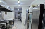 “أمانة جدة” تضبط شقة سكنية لتخزين وتحضير الأطعمة والمواد الغذائية