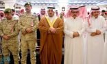 نائب أمير الرياض يؤدي صلاة الميت على الشهيد الفيفي وينقل تعازي القيادة لأسرته