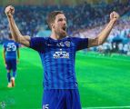 مقابل 3 ملايين يورو.. مدافع الهلال يقترب من التوقيع للأهلي