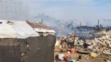 حريق يدمر 100 خيمة لـ”مهمشين” في اليمن