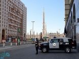 قاوموا رجال الأمن.. القبض على 3 مواطنين سرقوا مركبتين تحت تهديد السلاح في المدينة المنورة