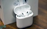 أبل تكشف السر وراء تصميم سماعات AirPods اللاسلكية