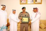 اللواء “القرزعي” يزور وحدة الحماية الاجتماعية بأبها ويناقش آليات التعاون المشترك بين القطاعين