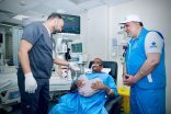 بدموع الرجاء وفرحة النجاة.. حاج مصري يُنقذ من جلطة قلبية حادة ويستعد لإكمال حجه بمدينة الملك عبدالله الطبية