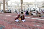 وسائل التواصل تنقل مشاعر الحجاج من ساحات المسجد النبوي إلى مختلف الدول والأقطار