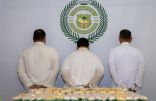 القبض على (3) أشخاص بحوزتهم (160,000) قرص من مادة الإمفيتامين ومادة الحشيش
