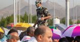 رجال الأمن بمشعر منى.. عين تحرس ويد تبذل