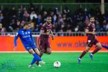 بالفيديو.. الهلال ينفرد بالصدارة بتعادل مثير مع الفيصلي