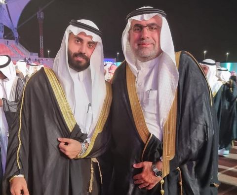 السليمان يحتفل بتخرج ابنه عبدالرحمن