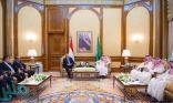 هادي: الملك سلمان جدد موقف السعودية الثابت في دعم الشرعية ووحدة اليمن